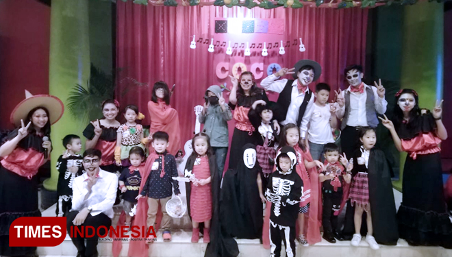 halloween party di indonesia