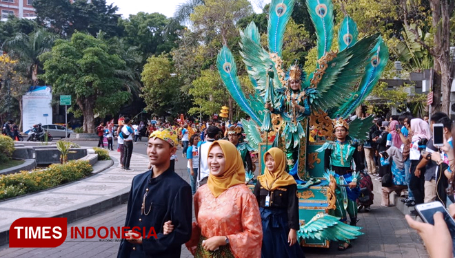 Mengenalkan Keberagaman Nusantara Lewat Parade Budaya Times Indonesia