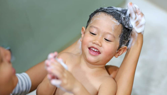 Anak Susah Mandi. (FOTO: Hello Sehat)