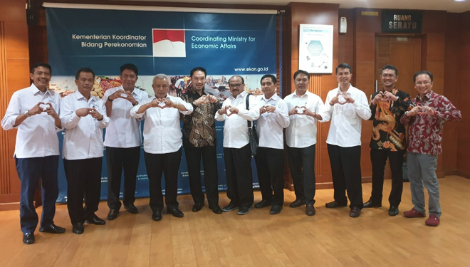 Para pejabat struktural Kabupaten Malang usai mengikuti sidang KEK di Kementrian Perekonomian.  (FOTO: istimewa)