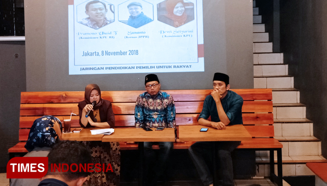 Diskusi 'Jelang Pemilu 2019, Peran Media dalam Menjaga Keutuhan dan Persatuan Bangsa', di Kawasan Matraman Raya, Jakarta Timur, Kamis (8/11/2018). (FOTO: Rahmi Yati Abrar/TIMES Indonesia)
