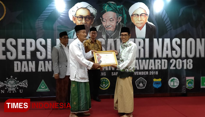 Pemred TIMES Indonesia Sabet Pemimpin Redaksi Media Online Berprestasi