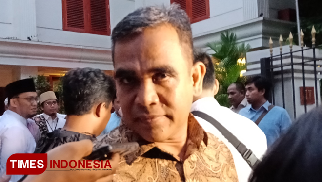 Sekjen Gerindra, Ahmad Muzani di Kediaman Prabowo Subianto, Senin (19/11/2018). (Foto: Rahmi Yati Abrar/TIMES Indonesia)