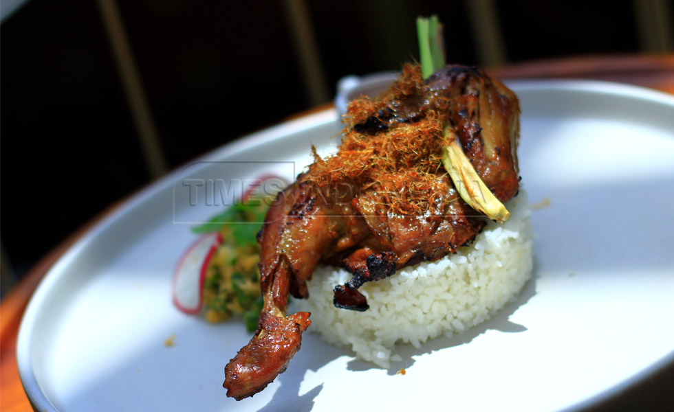 Roasted Lemongrass Chicken untuk kamu suka dengan makanan olahan ayam. (Foto : Tria Adha/TIMES Indonesia).