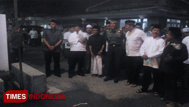 Babinsa Kalipare Pantau Acara Peringatan Maulid Nabi di 