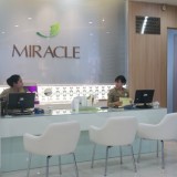 iGuides: Pelayanan Profesional, Miracle Aesthetic Clinic Sukses Petik 5 Bintang