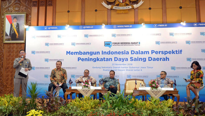 Forum Merdeka Barat 9 yang digelar di kantor Sekretaris Daerah Surabaya dengan tema Membangun Indonesia Dalam Perspektif Peningkatan Daya Saing Daerah. (FOTO: Istimewa)