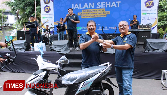 Start-Jalan-Sehat-UB.jpg