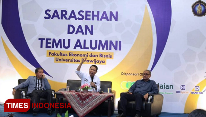 Suasana Sarasehan dan Temu Alumni FEB UB. (FOTO: AJP TIMES Indonesia)