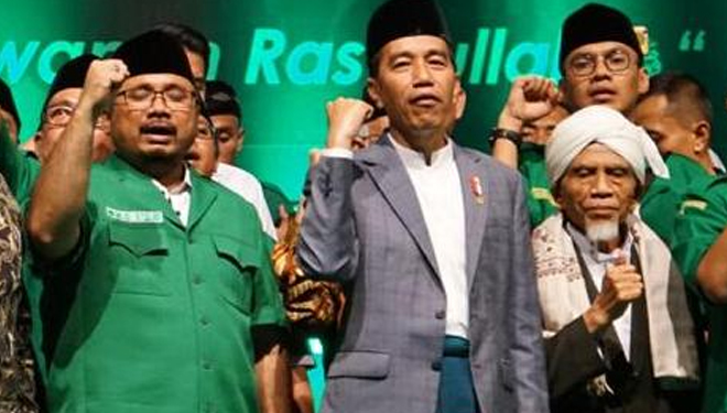 Ketum PP GP Ansor Gus Yaqut bersama Presiden Joko Widodo.