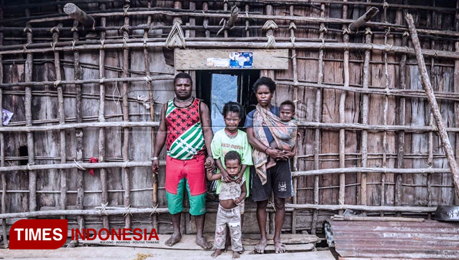 Potret kehidupan suku Arfak di pedalaman Papua Barat. (Foto: Rizky Dwi Putra/TIMES Indonesia)