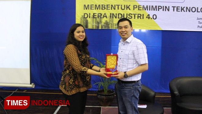 Kuliah Tamu di STIKI Malang, Hadirkan CEO Blackberry Messenger. (FOTO: AJP/TIMES lndonesia)