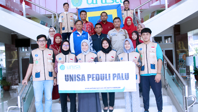 12 mahasiswa Fisioterapi Unisa yang diberangkan ke Palu, Sulawesi Tengah. (FOTO: Humas Unisa/TIMES Indonesia)