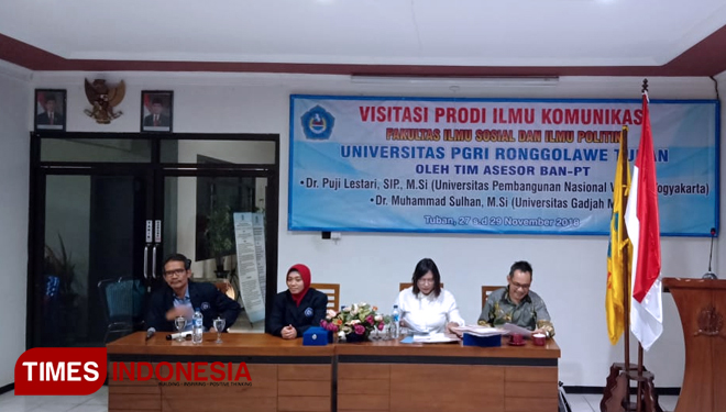 Visitasi asesor dihadiri dua orang Dr. Muhamad Sulhan dari Universitas Gadjah Mada (UGM) dan Dr. Puji Lestari dari UPN Veteran Jogjakarta, pada (27-28/11/2018) (FOTO: Prodi Ilmu Komunikasi For TIMESIndonesia)