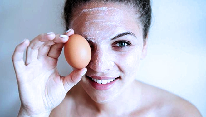ILUSTRASI - Masker Putih Telur Untuk Kesehatan Kulit (FOTO: healthfreedoms)