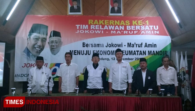 Rakernas Tim Relawan Bersatu Duet Jokowi - KH Ma'ruf Amin di Bandung (FOTO: Adhon For TIMES Indonesia)