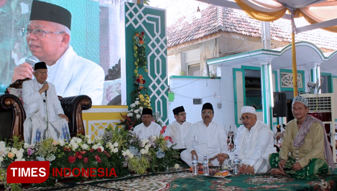 KH Maruf Amin dan Gus Ipul hadir dalam Haul KH. Abdul Hamid ke-37 di Pondok Pesantren Salafiyah, Kota Pasuruan.. (FOTO: AJP/TIMES lndonesia)