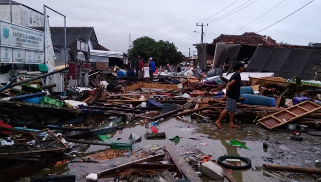 Dampak Tsunami Selat Sunda beberapa waktu lalu. (FOTO:ilustrasi)
