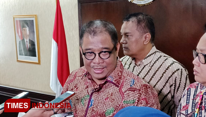 Sekjen Kemensos RI, Hartono Laras di kantor Kemensos, Jl. Salemba Raya, Jakarta Pusat, Jumat (28/12/2018). (FOTO: Rahmi Yati Abrar/TIMES Indonesia)