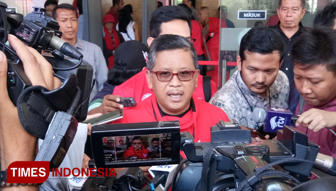 Hasto Kristiyanto, Sekretaris TKN duet Jokowi-KH Ma'ruf Amin. (FOTO: Hasbullah/TIMES Indonesia).