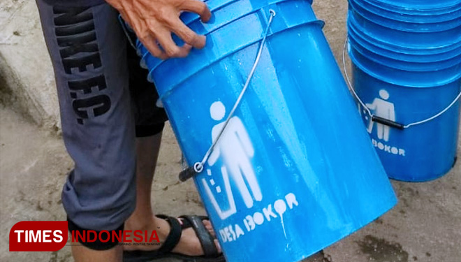pendistribusian-tong-sampah..jpg