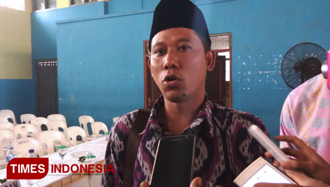 Fathur Rahman, Komisioner KPU Lamongan, Devisi Patmas dan SDM, (FOTO: MFA Rohmatillah/TIMES Indonesia)