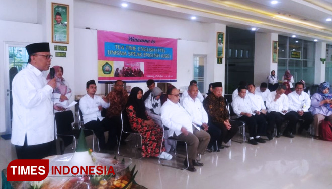 Rayakan 2nd Anniversary Program English for Staff, Unisma Malang Menuju World Class University. (FOTO: AJP/TIMES Indonesia)