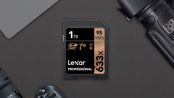 SD Card 1 TB buatan Lexar. (FOTO: Engadget)