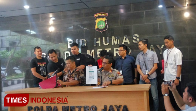Konferensi Pers, Penetapan Tersangka Baru Kasus Hoaks 70 Juta Surat Suara (FOTO: Rizki Amana/TIMES Indonesia)