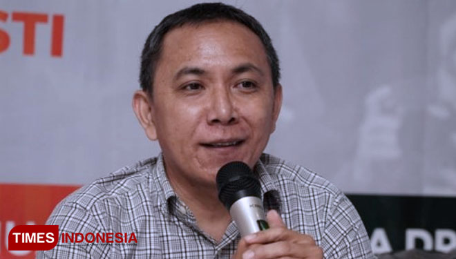 Pengamat Politik Indonesian Public Institute (IPI), Jerry Massie. (FOTO: Edi Junaidi DS/TIMES Indonesia).