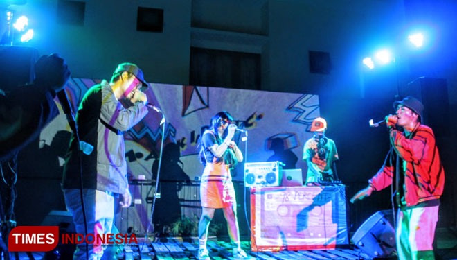 Pesta Hip Hop 90an Resto Oura Puaskan Ratusan Pengunjung