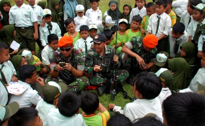Sinergitas TNI-POLRI Untuk Masyarakat Tertib Berlalulintas