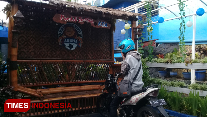 Pondok Singgah di Kampung Biru Arema (FOTO: Jazilatul Hanip/TIMESIndonesia)