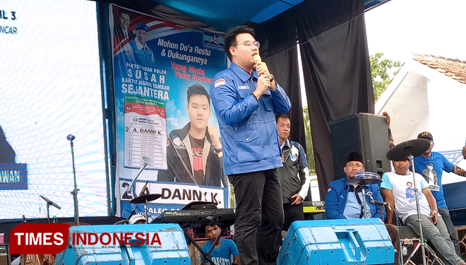 Politisi muda Partai Demokrat Banyuwangi, Andreal Danny Kurniawan. ( Foto: Erwin Wahyudi / TIMES Indonesia)
