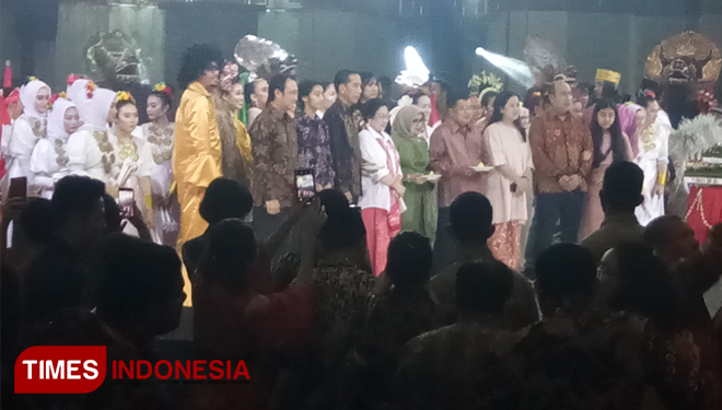 Presiden RI Jokowi menghadiri perayaan ulang tahun Ketum PDI Perjuangan, Megawati Soekarnoputri, di Hotel Grand Sahid, Jakarta. (FOTO: Hasbullah/TIMES Indonesia)