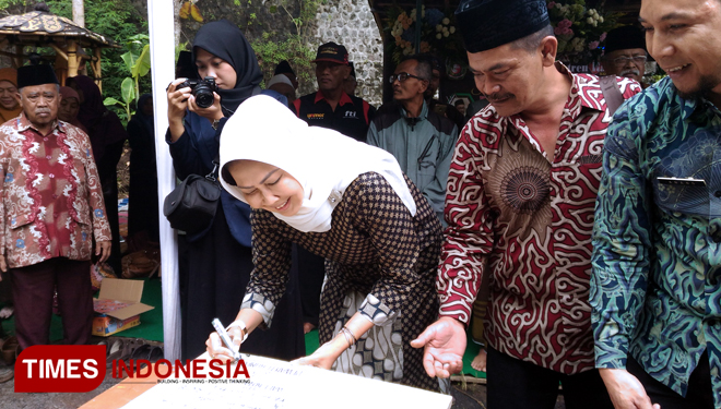 Dewanti-Rumpoko-2.jpg