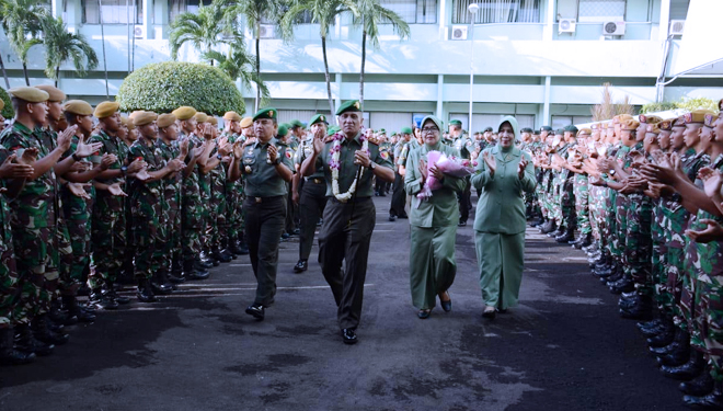 Tari Remo Dan Barisan Ribuan Prajurit, Sambut Kedatangan Mayjen TNI ...