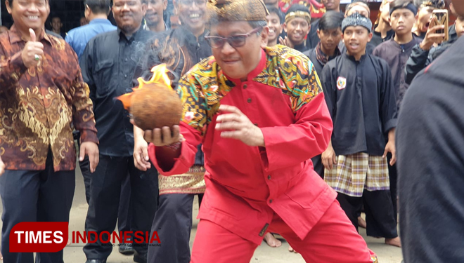 Sekjen PDI Perjuangan, Hasto Kristiyanto saat bersilaturahmi ke Pondok Pesantren Dzikir Al Fath, di Kota Sukabumi, Jawa Barat. (Monang Sinaga for TIMES Indonesia).