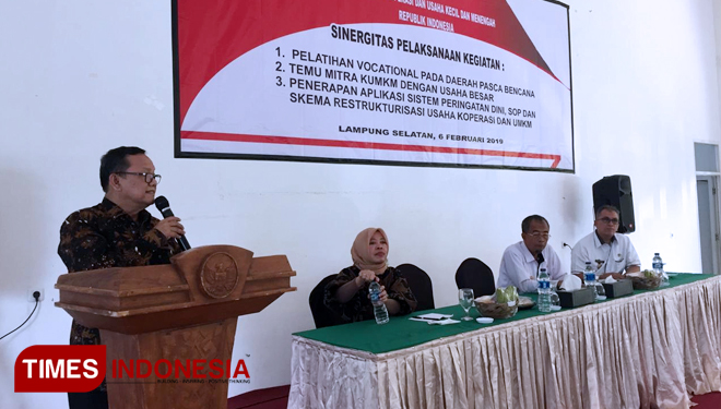 Kemenkop dan UKM RI Bantu Benahi KUMKM Korban Tsunami di Lampung Selatan