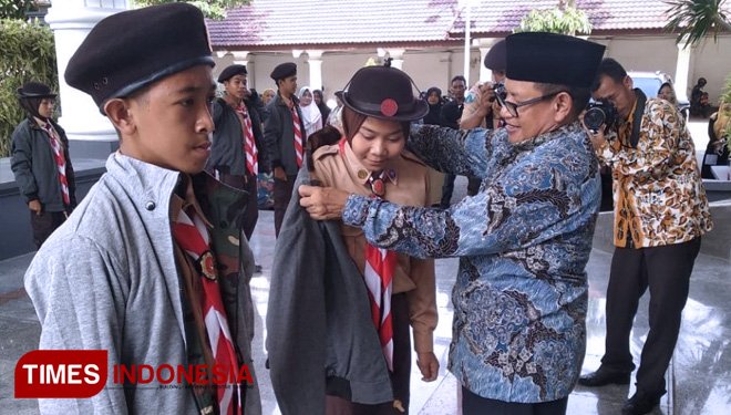 Pelepasan Kontingen Pergamanas II SAKO Pramuka Ma'arif NU Tuban Oleh Bapak Wakil Bupati Tuban. (FOTO: AJP/TIMES Indonesia)