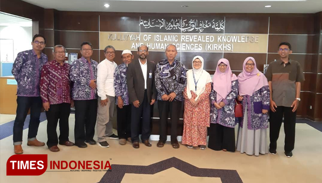 Rombongan dosen Program Studi Psikologi UAD Yogyakarta ketika berkunjung ke Internasional Islamic University (IIU) Malaysia. (FOTO: UAD/TIMES Indonesia)