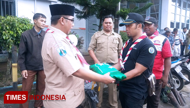 Pelepasan kontingen Pergamanas II Kabupaten Malang menuju Cibubur di Stasiun KA Kepanjen, Senin (18/2/2019). (FOTO: AJP/TIMES Indonesia)