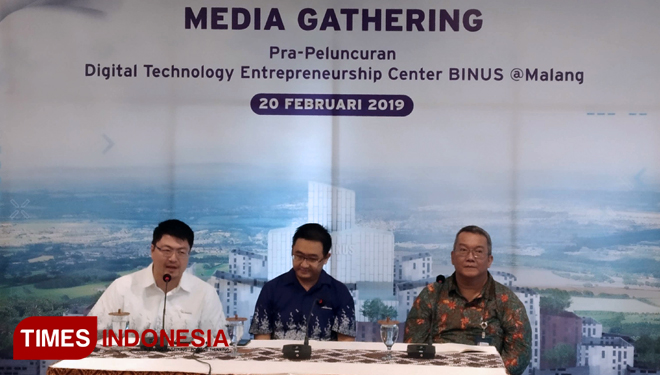 Media gathering Binus Malang. (FOTO: Imadudin M/Times Indonesia)