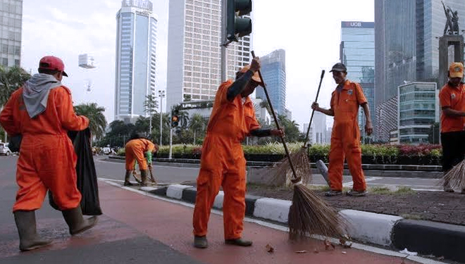 Dinas LH DKI Jakarta Siapkan 200 Tong Sampah Dalam Kegiatan Malam ...