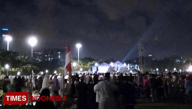 MUI dan LDF saat memeriahkan acara Malam Munajat 212 di lapangan silang Monas Jakarta (foto: edi Junaidi ds/TIMES Indonesia)