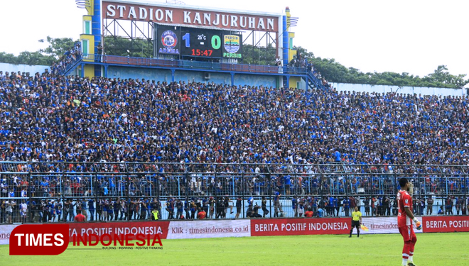 Stadion Kanjuruhan Kabupaten Malang yang akan dibangun atapnya. (Foto: Tria Adha/TIMES Indonesia)