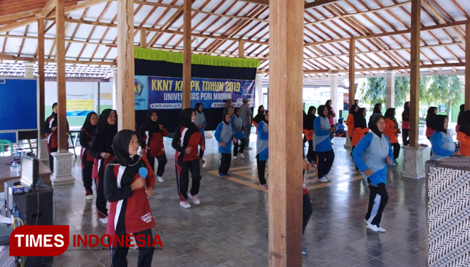Peduli Lansia Mahasiswa KKN UNIPMA Gelar Senam Sehat di Peduli Lansia Mahasiswa KKN UNIPMA Gelar Senam Sehat di
