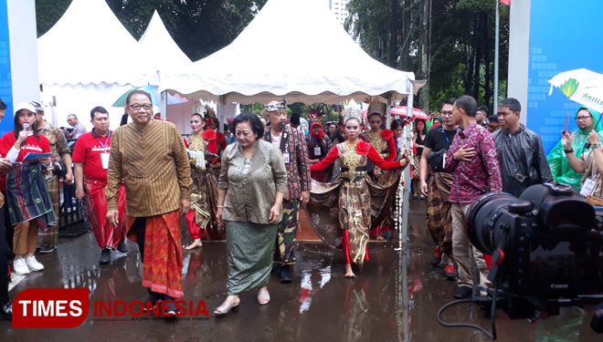Menteri Puspayoga (FOTO: Alfi Dimyati/TIMES Indonesia)