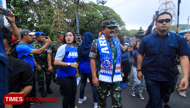 Panglima-TNI-Arema-FC.jpg