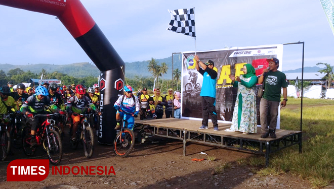 Ribuan Pesepeda Ikut Ramaikan Darussalam Adventure Bike 2 Times